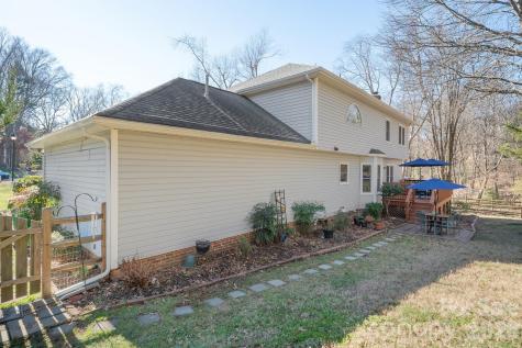 14604 Hanloch Court Charlotte NC 28262
