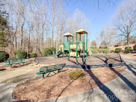 14604 Hanloch Court Charlotte NC 28262