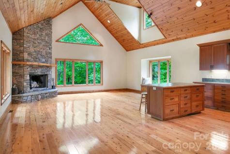 40 Walnut Ridge Circle Brevard NC 28712