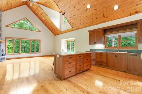 40 Walnut Ridge Circle Brevard NC 28712