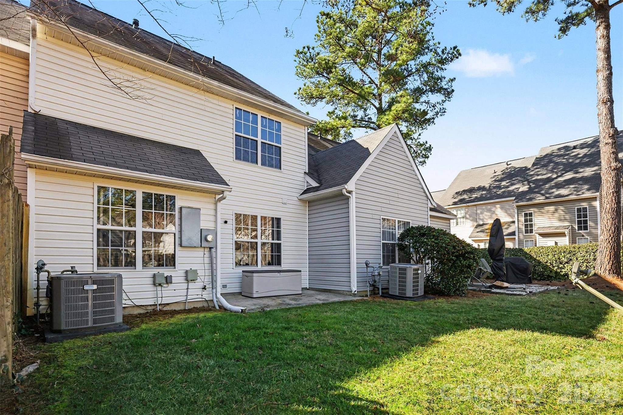 9733 Elizabeth Townes Lane Charlotte NC 28277