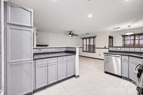 9733 Elizabeth Townes Lane Charlotte NC 28277