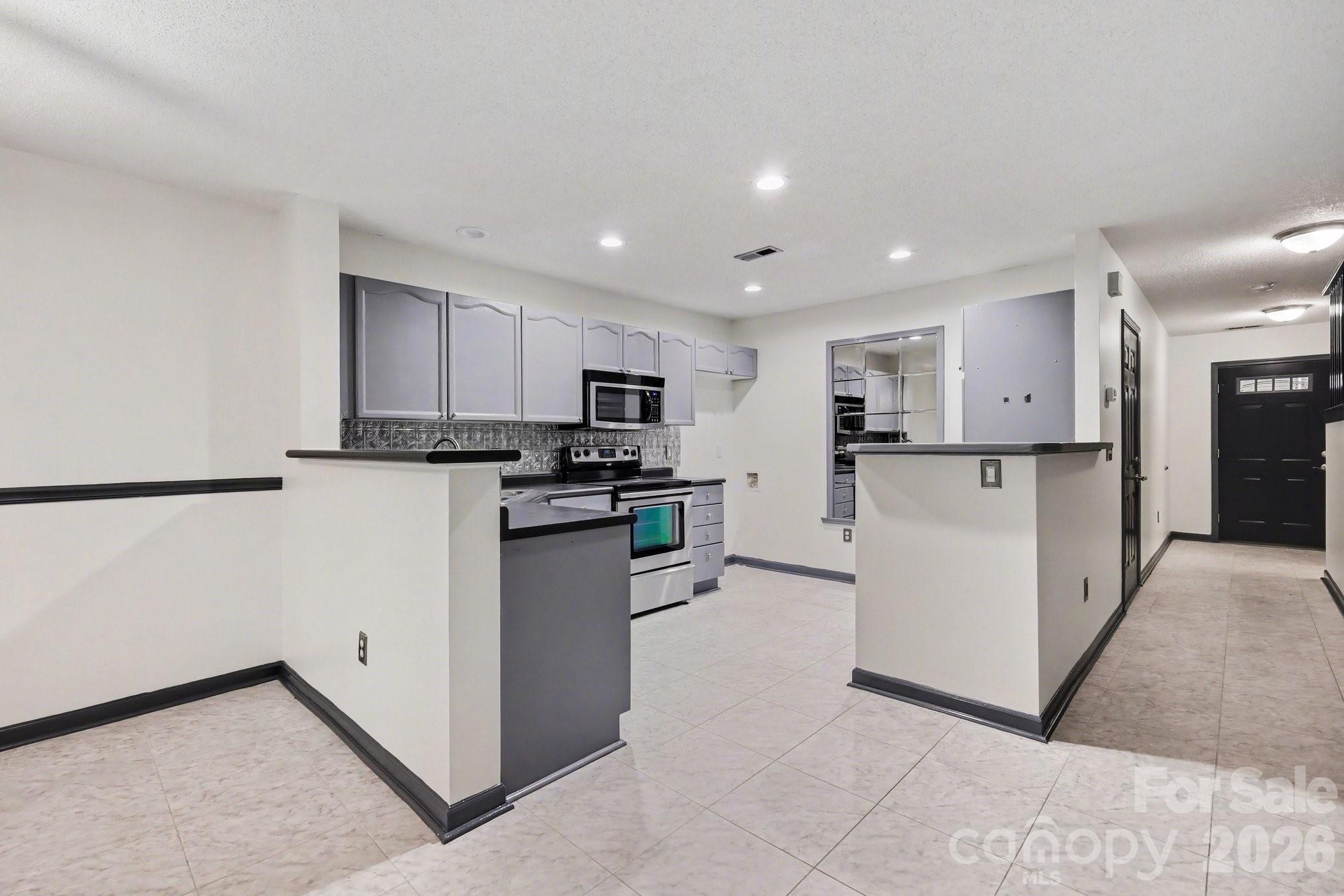 9733 Elizabeth Townes Lane Charlotte NC 28277