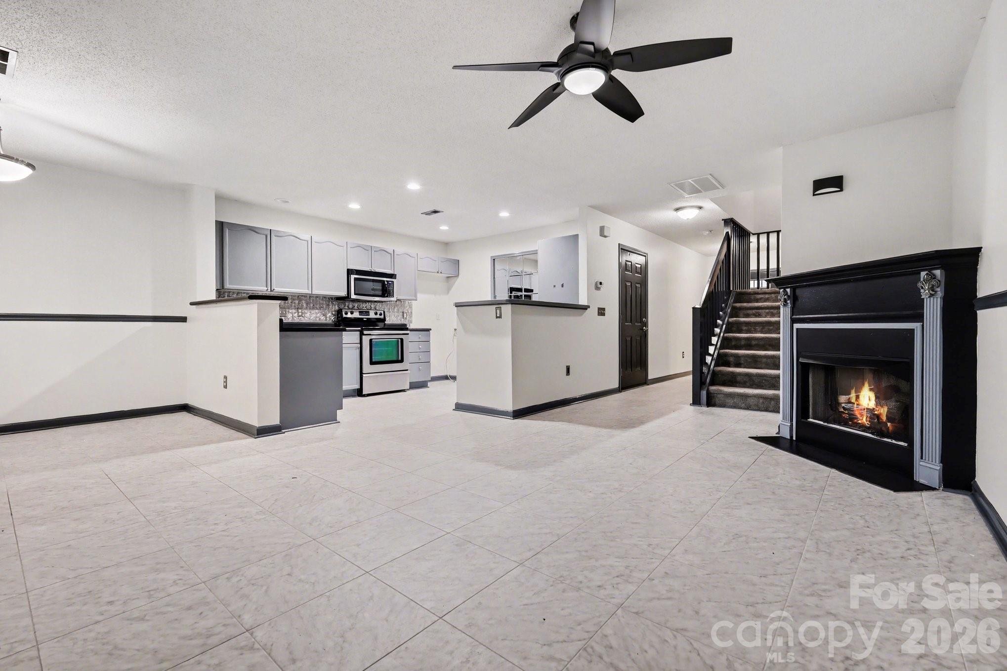 9733 Elizabeth Townes Lane Charlotte NC 28277