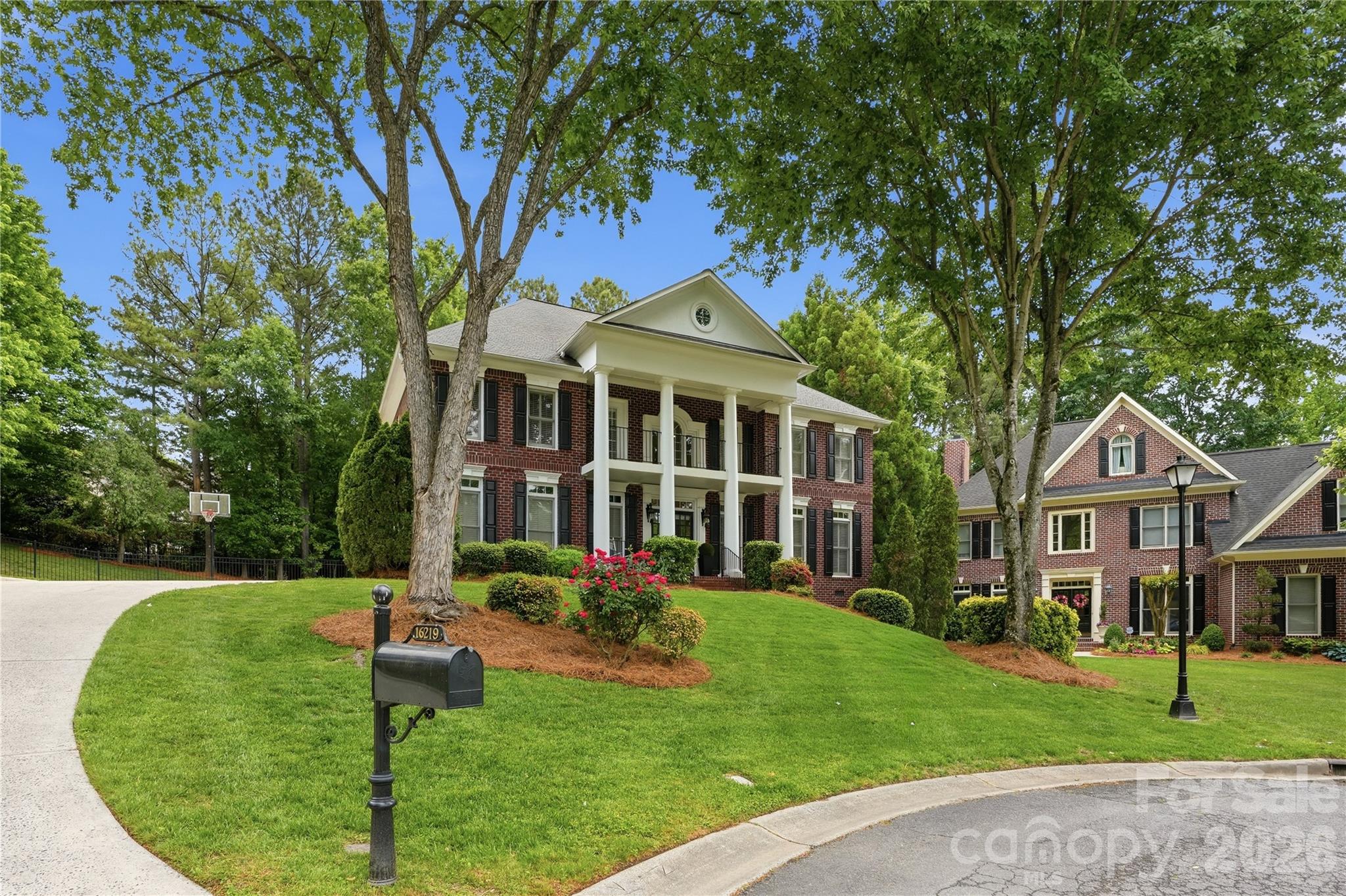 16219 Millsford Court Charlotte NC 28277