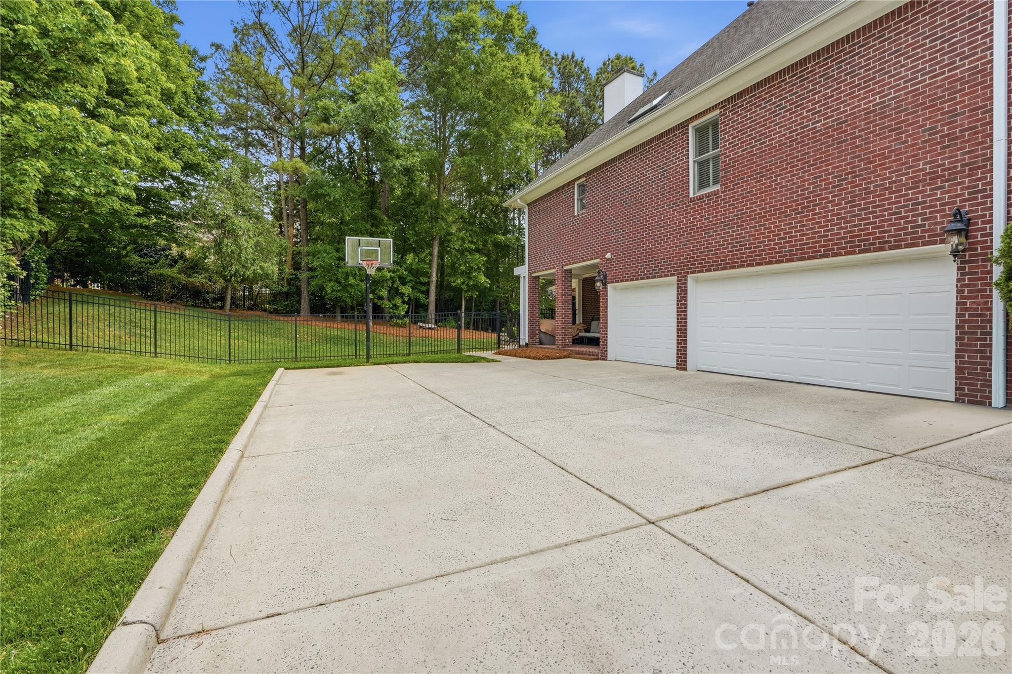 16219 Millsford Court Charlotte NC 28277