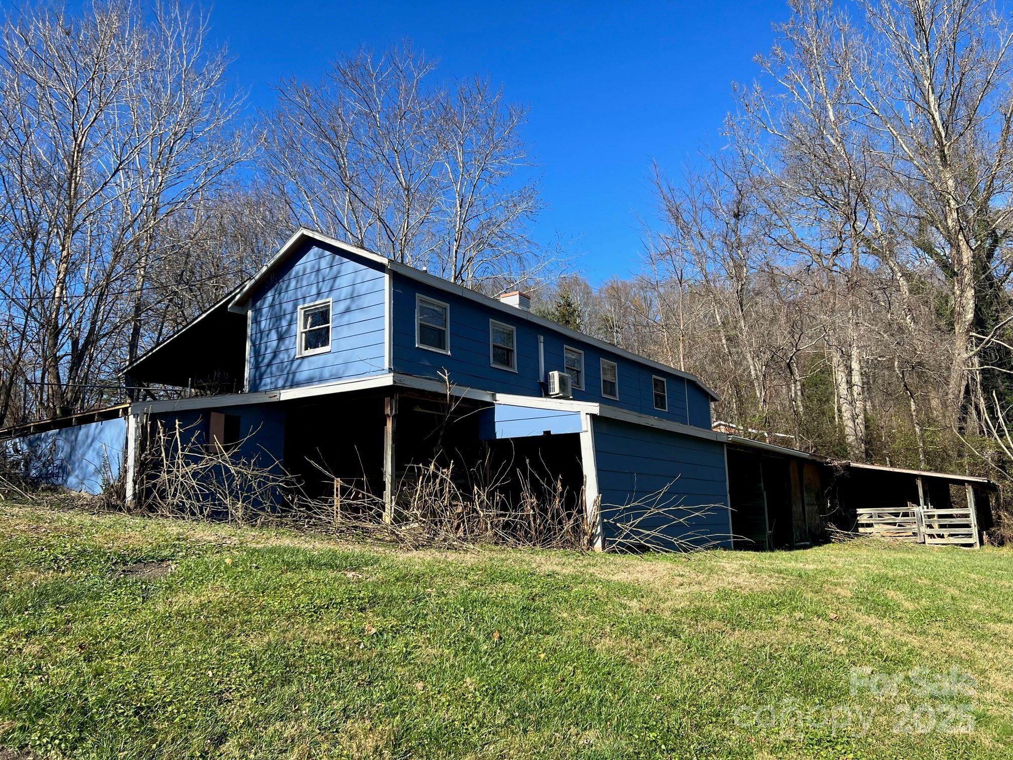 9 Riddle Road Swannanoa NC 28778