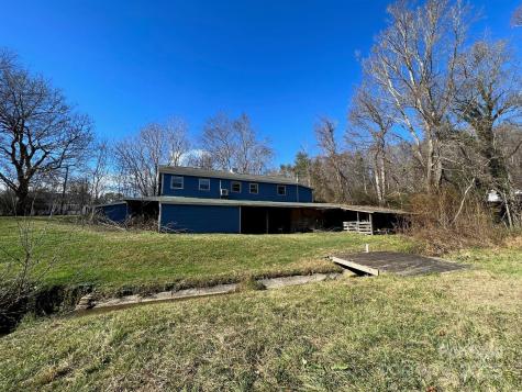 9 Riddle Road Swannanoa NC 28778