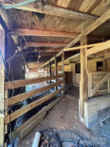 9 Riddle Road Swannanoa NC 28778