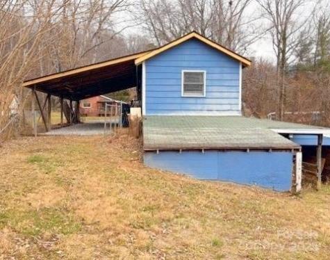 9 Riddle Road Swannanoa NC 28778