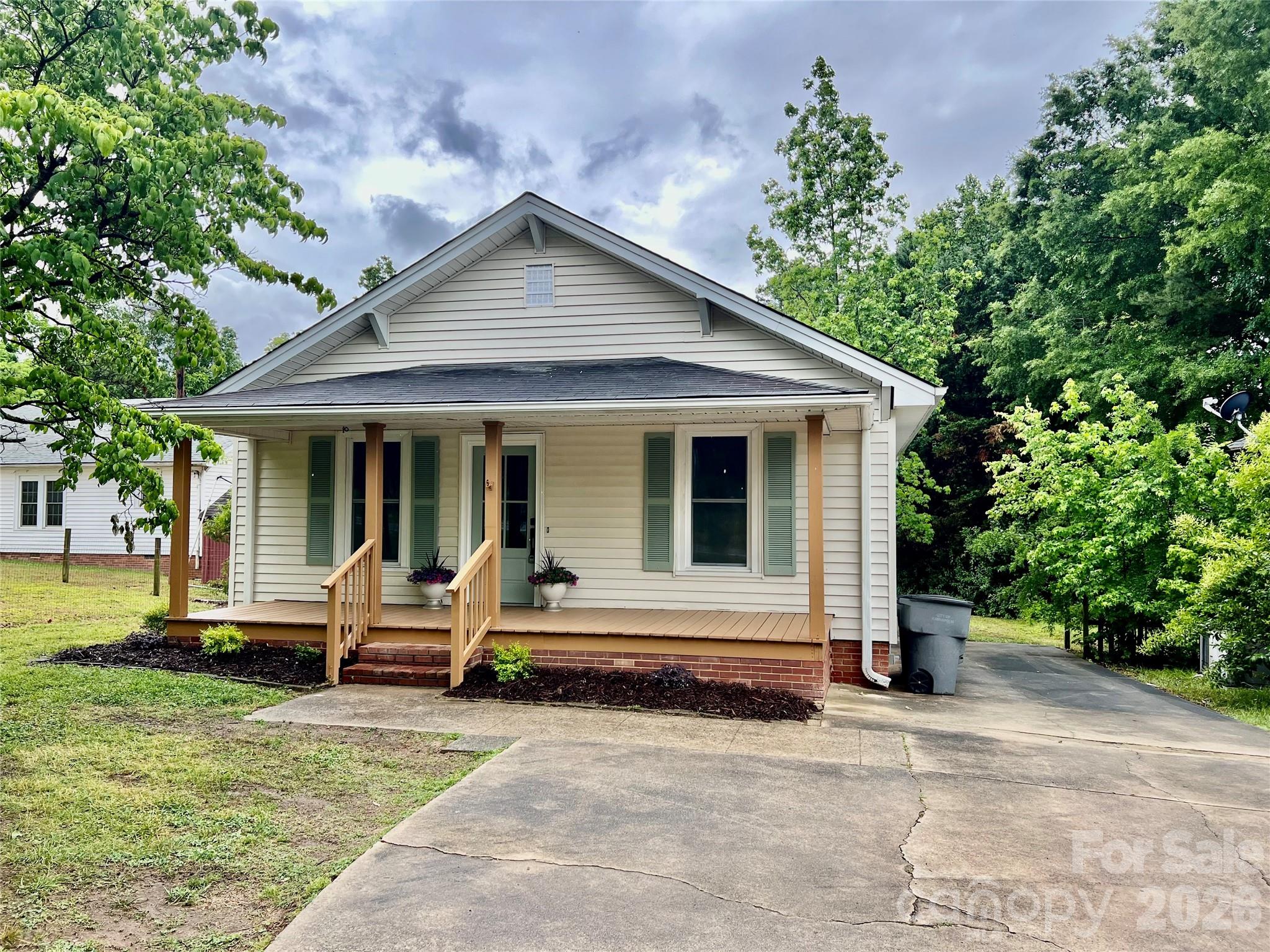 1225 W C Street Kannapolis NC 28081