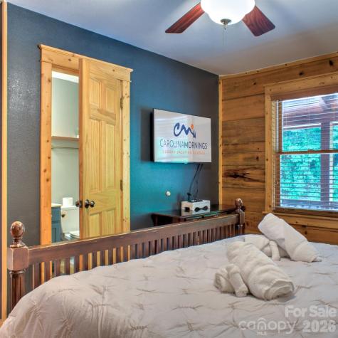 181 Scenic Wolf Drive Mars Hill NC 28754