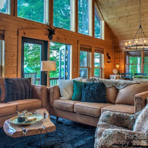 181 Scenic Wolf Drive Mars Hill NC 28754