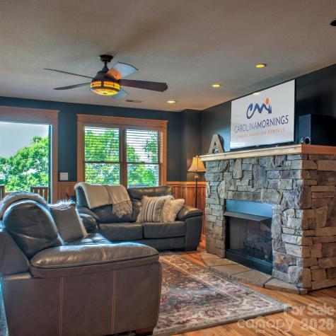 181 Scenic Wolf Drive Mars Hill NC 28754