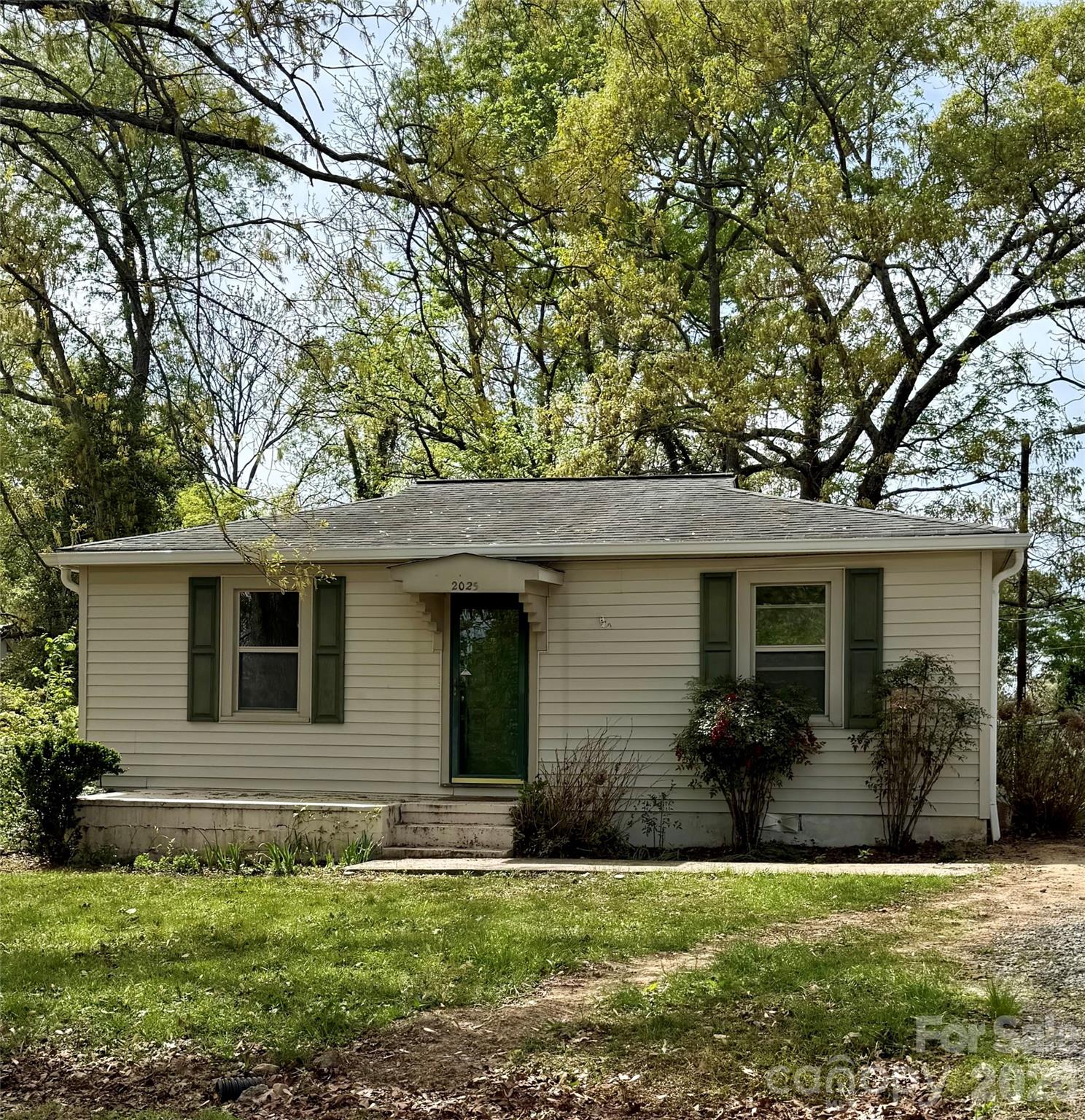 2025 28th Street NE Hickory NC 28601