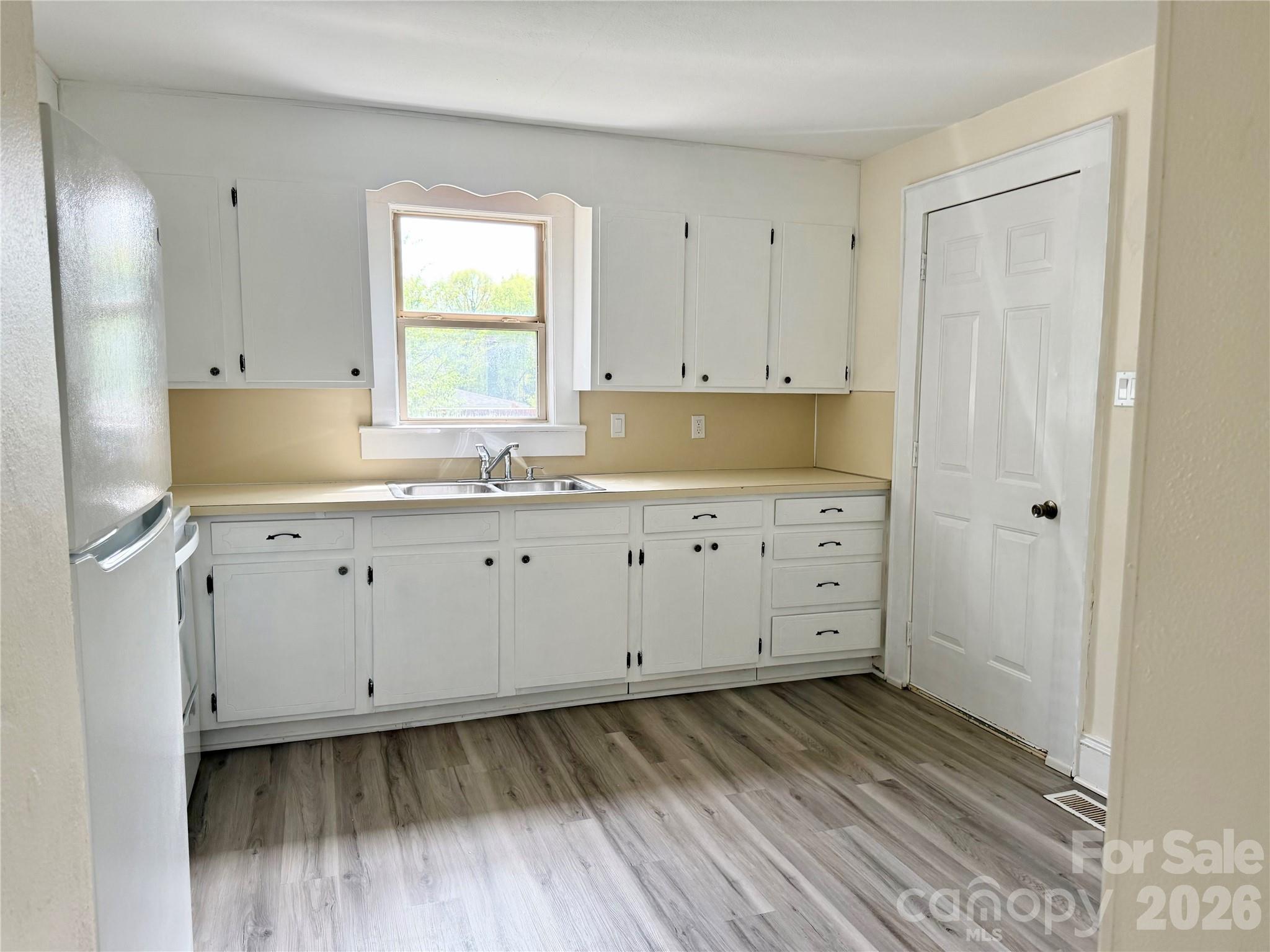 2025 28th Street NE Hickory NC 28601