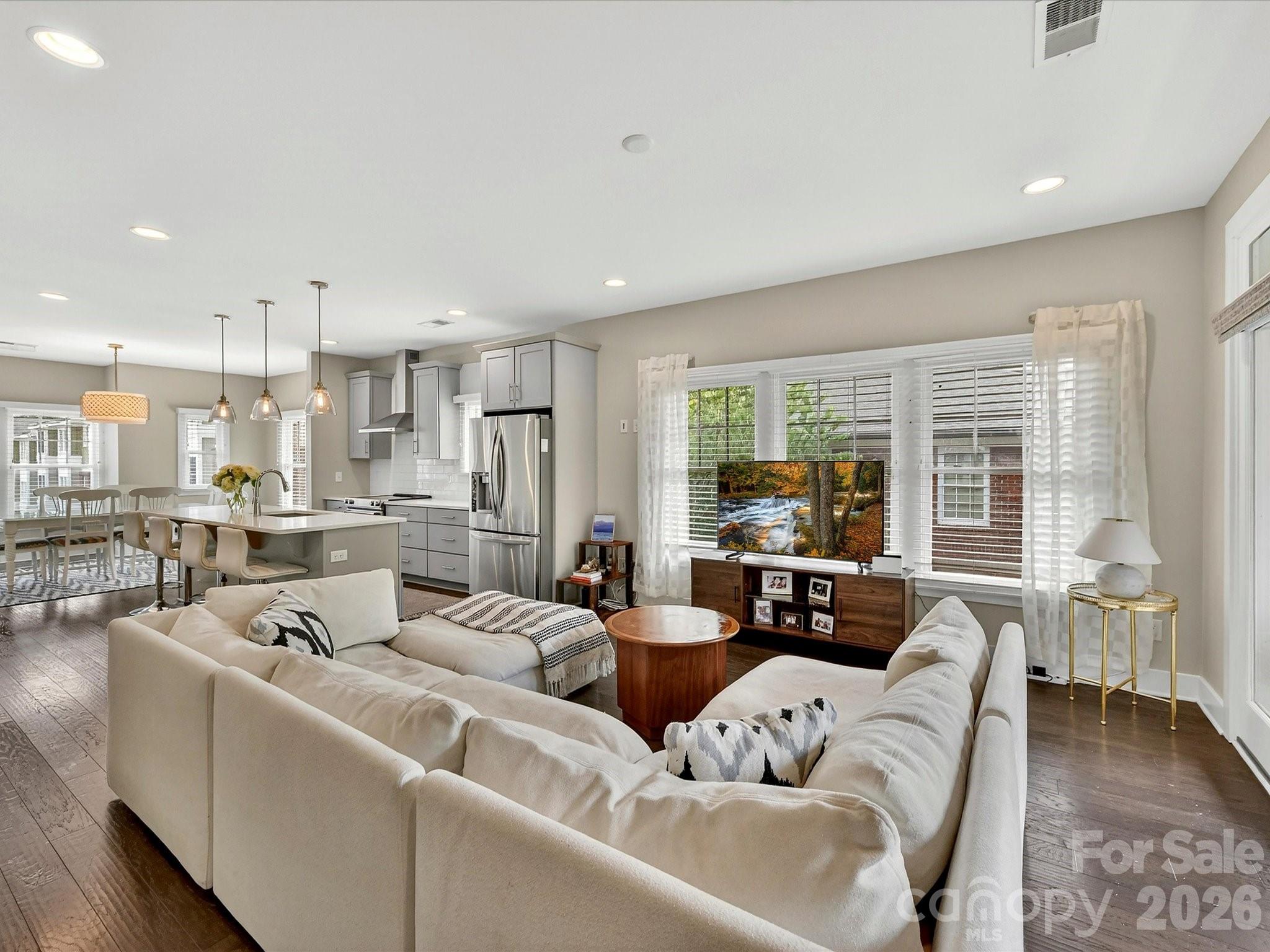 131 Grandin Road Charlotte NC 2808