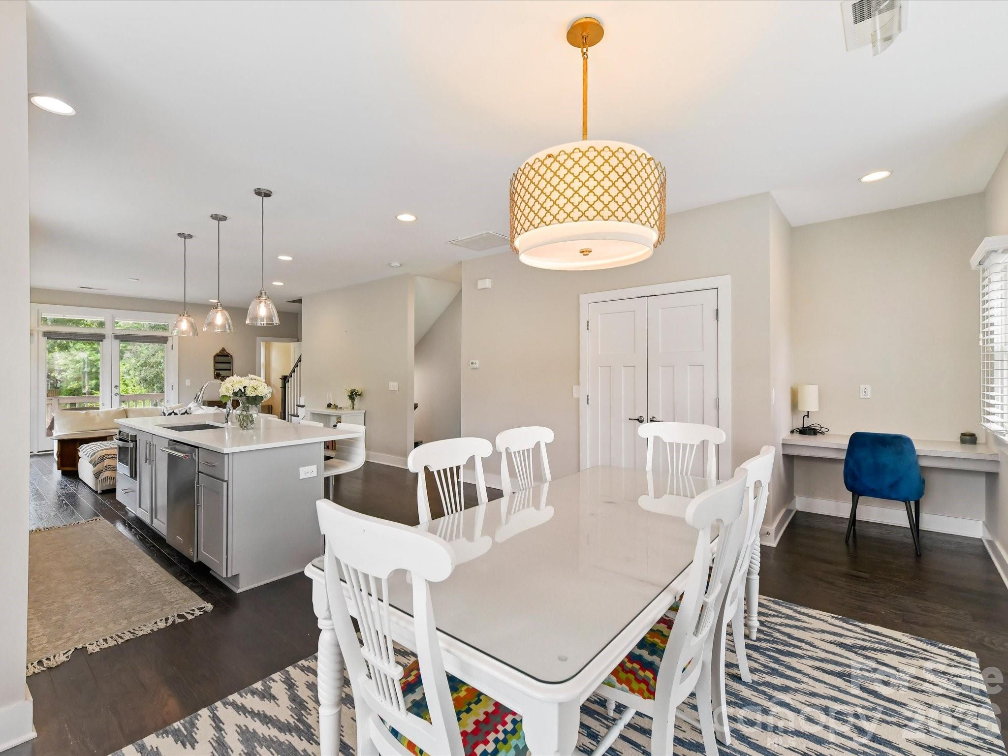 131 Grandin Road Charlotte NC 2808