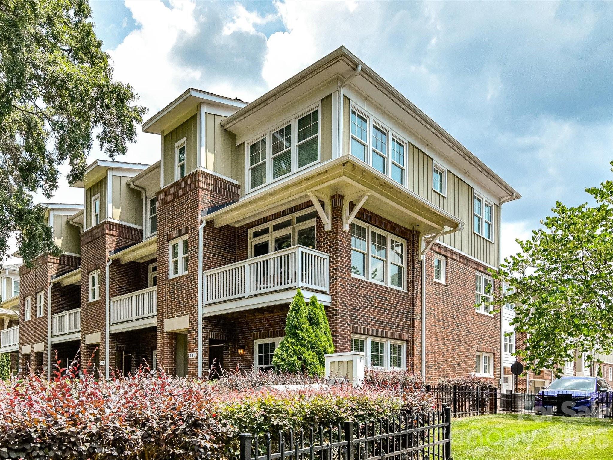 131 Grandin Road Charlotte NC 2808