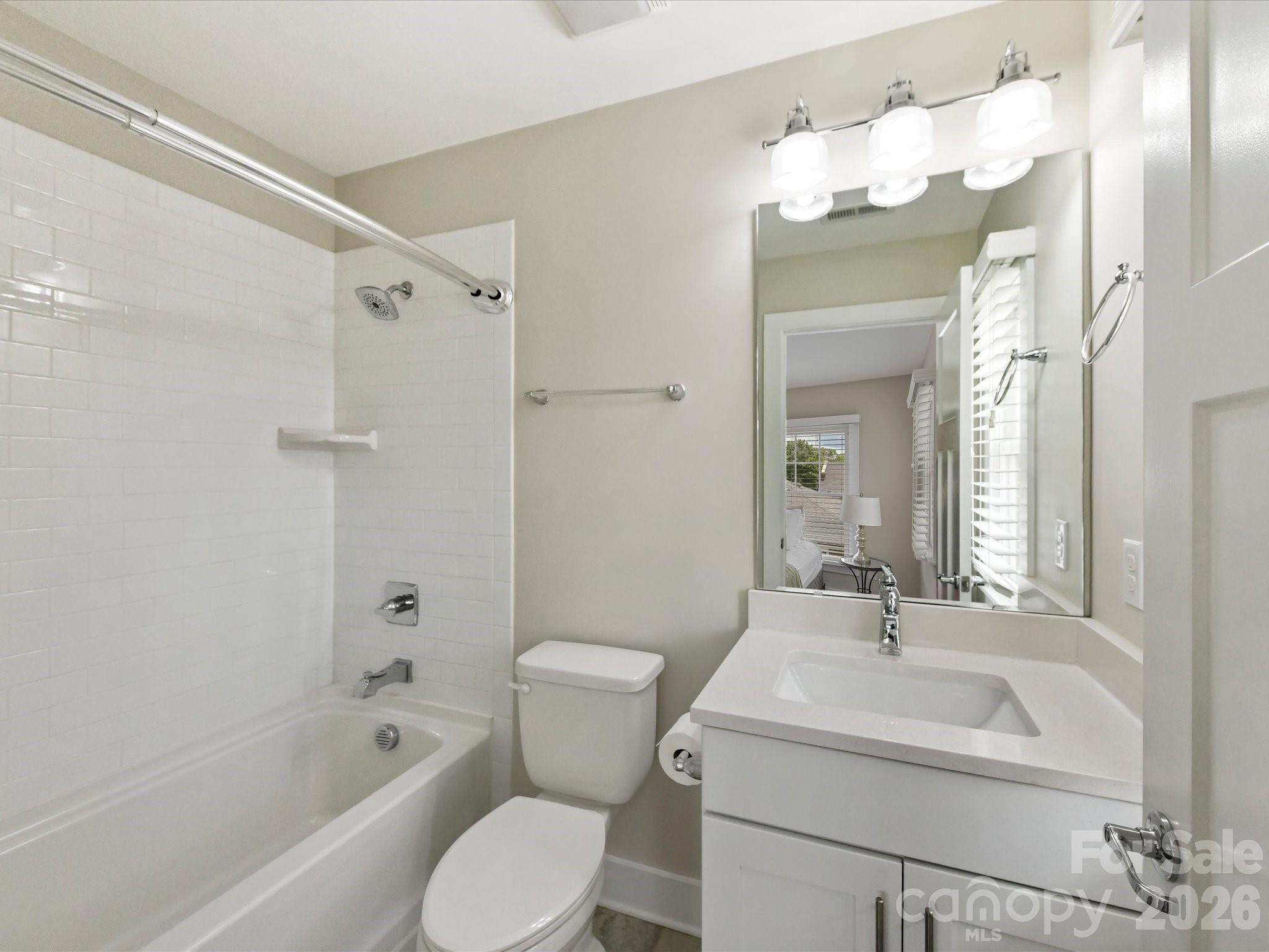 131 Grandin Road Charlotte NC 2808