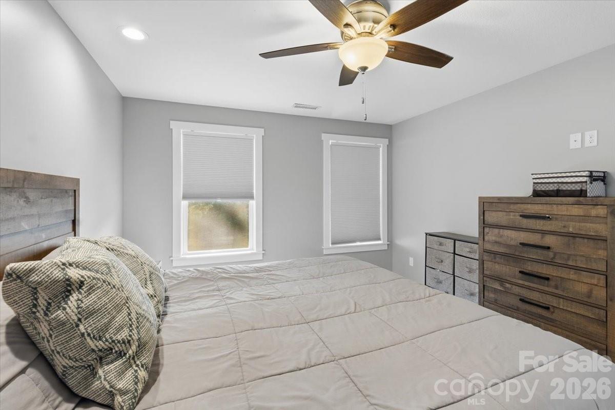9 Old Amber Drive Weaverville NC 28787