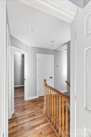 9 Old Amber Drive Weaverville NC 28787