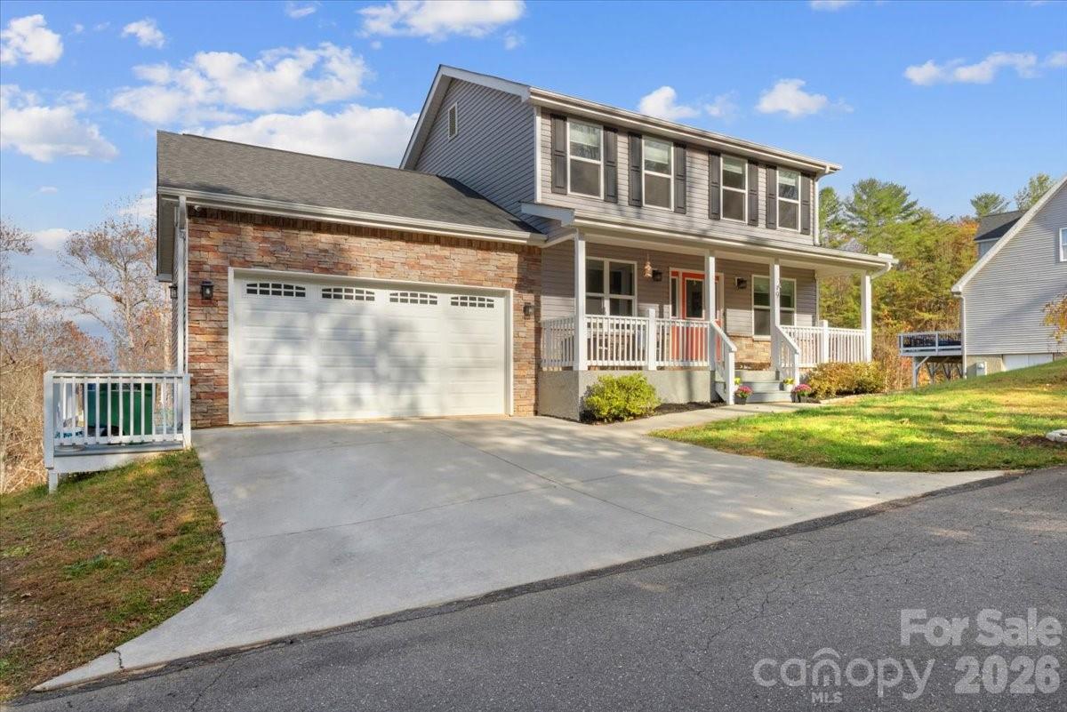 9 Old Amber Drive Weaverville NC 28787