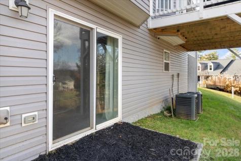 9 Old Amber Drive Weaverville NC 28787