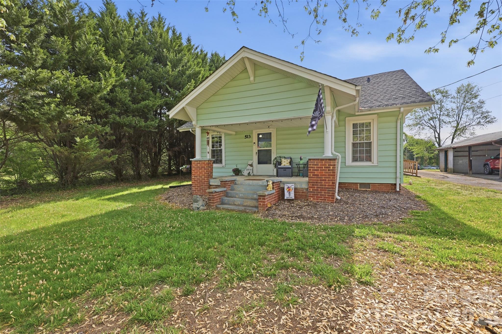 513 7th Street SW Taylorsville NC 28681