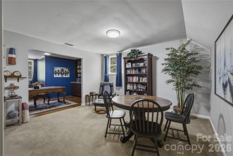 204 Constitution Drive Morganton NC 28655