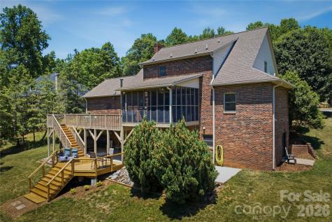 204 Constitution Drive Morganton NC 28655