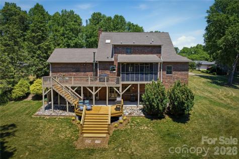 204 Constitution Drive Morganton NC 28655