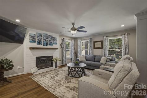 204 Constitution Drive Morganton NC 28655