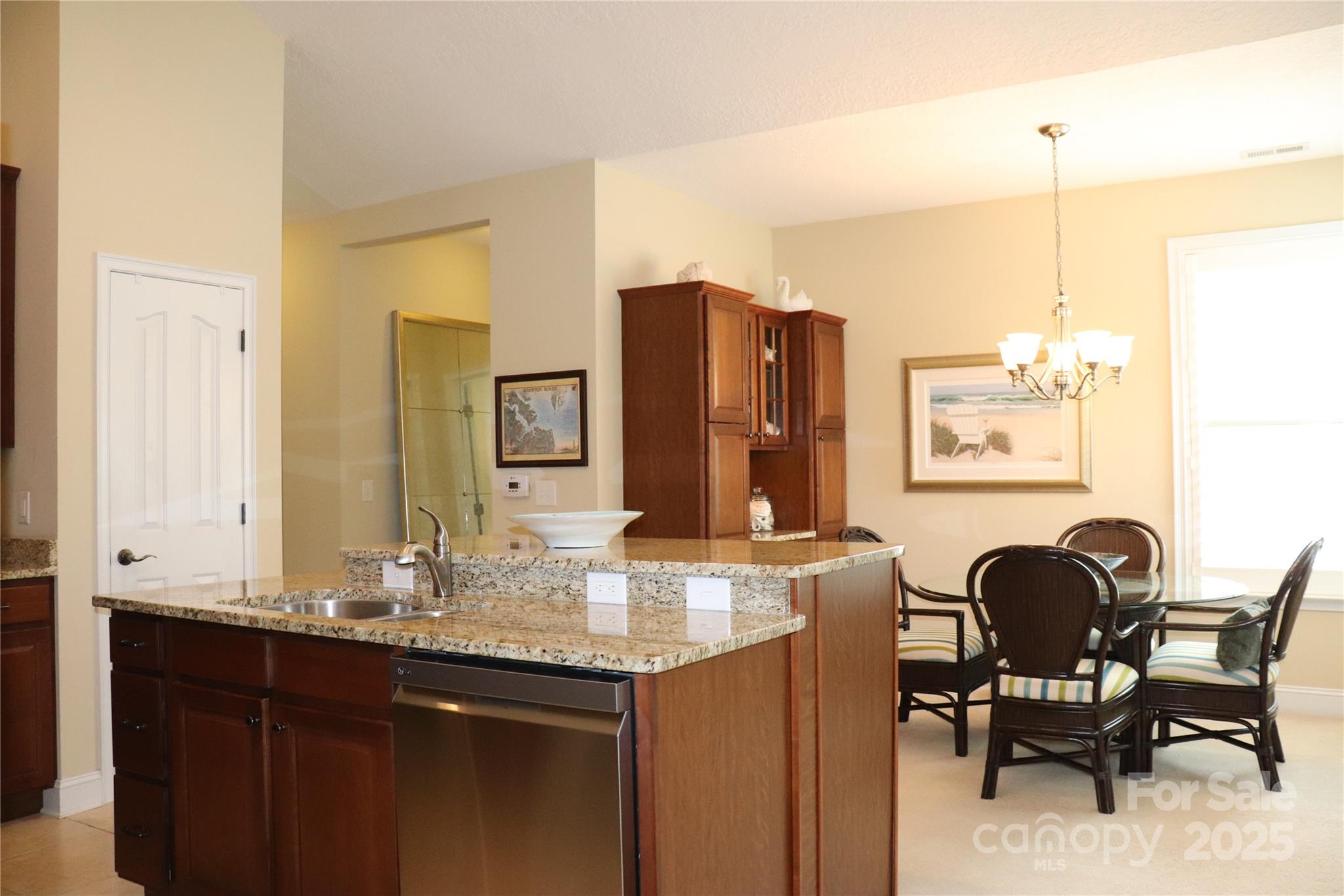 805 Wynnshire Drive Hickory NC 28601