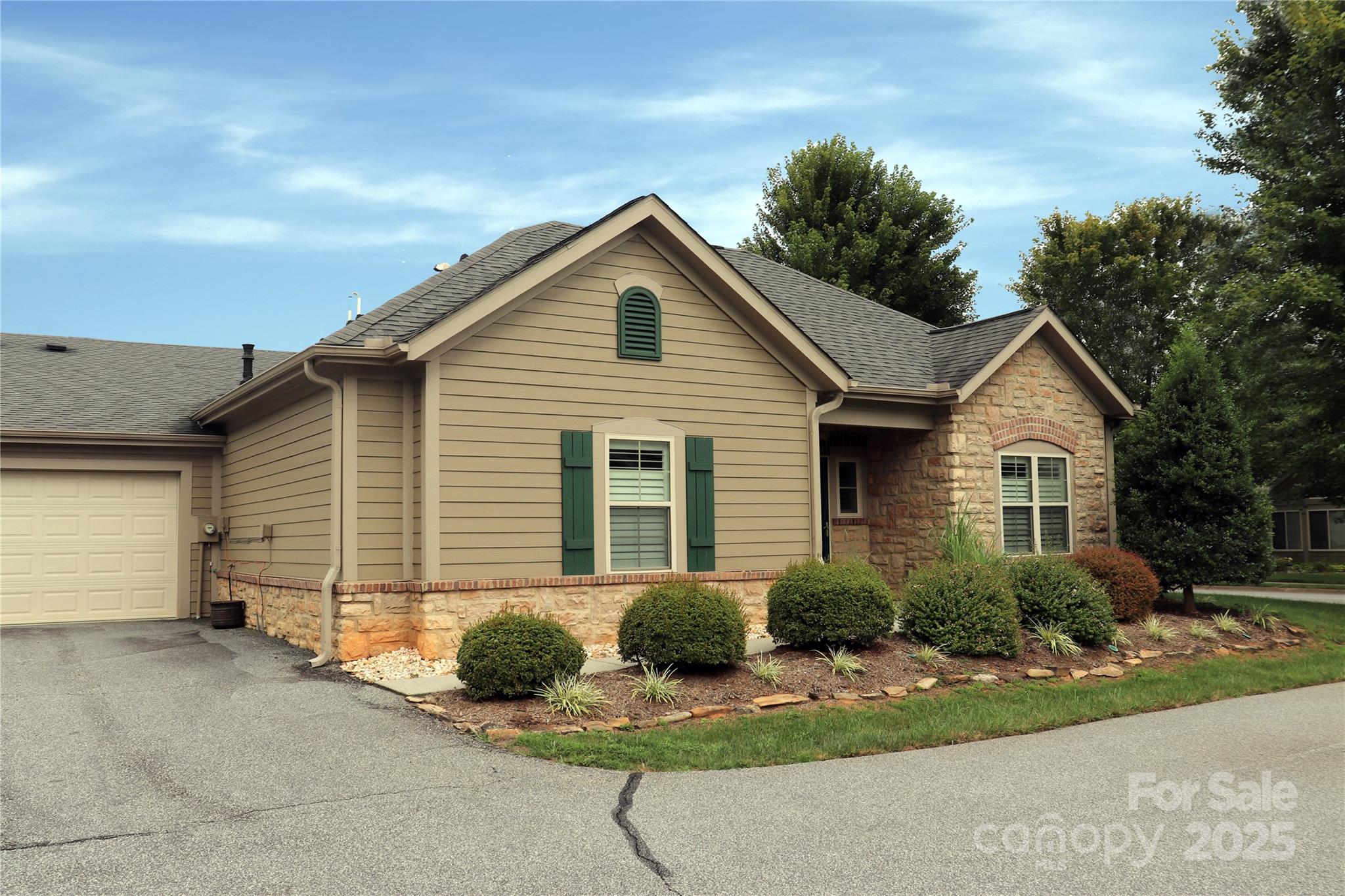 805 Wynnshire Drive Hickory NC 28601