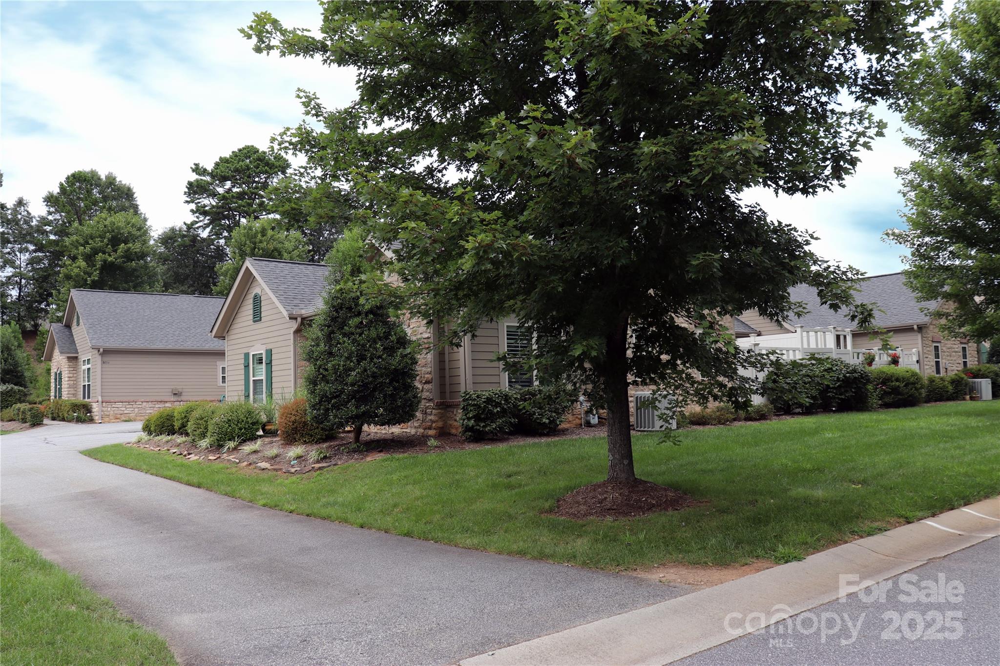 805 Wynnshire Drive Hickory NC 28601