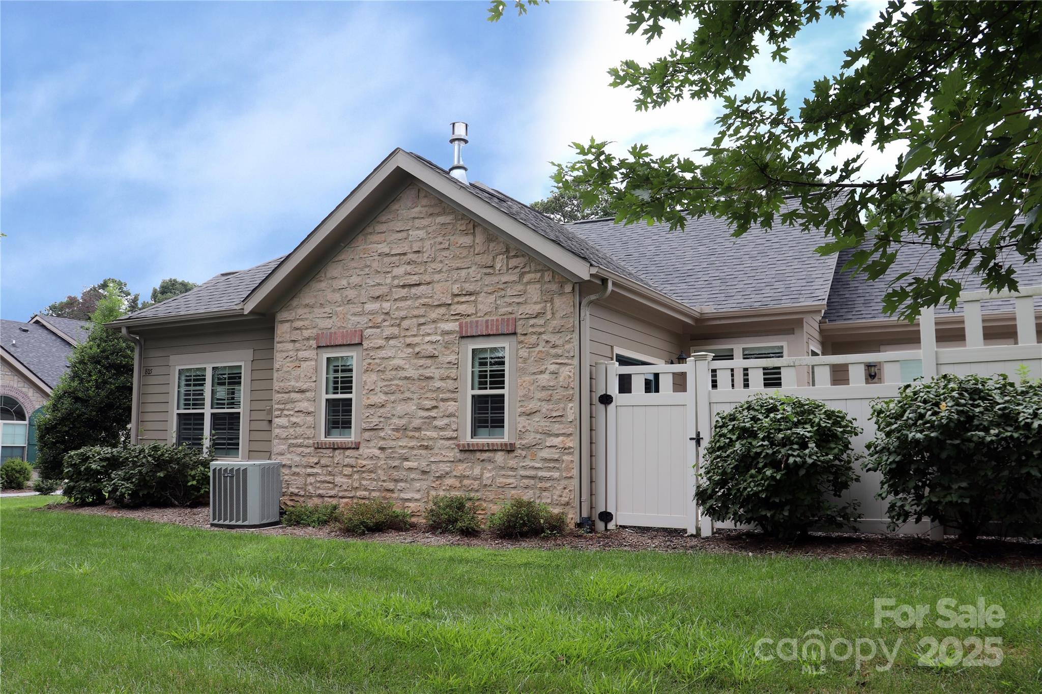 805 Wynnshire Drive Hickory NC 28601