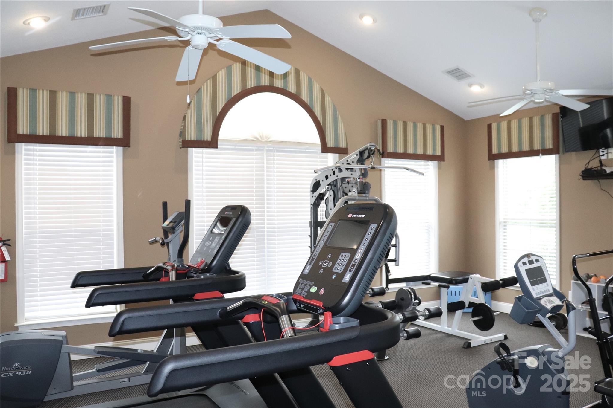 805 Wynnshire Drive Hickory NC 28601