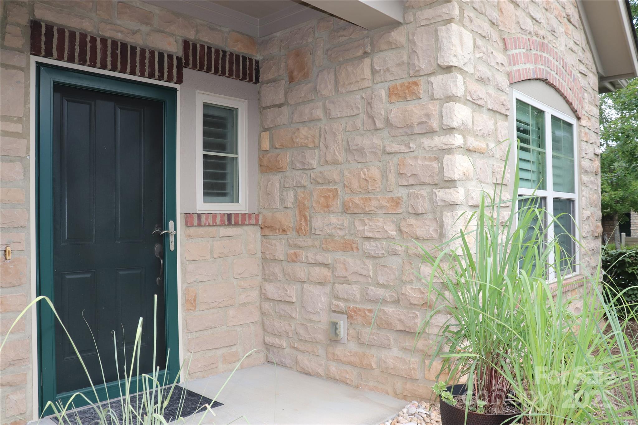 805 Wynnshire Drive Hickory NC 28601