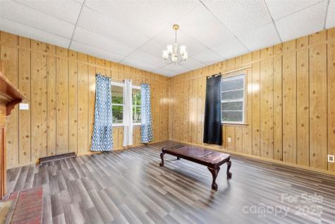 217 S Highland Street Gastonia NC 28052