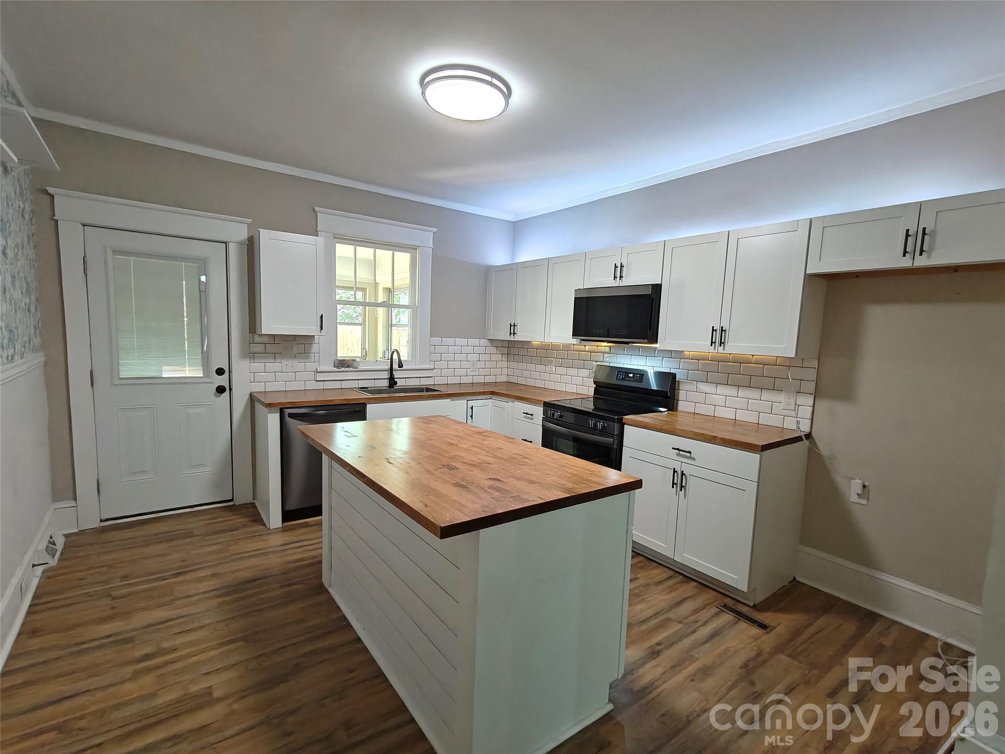 208 Heilig Avenue Salisbury NC 28144