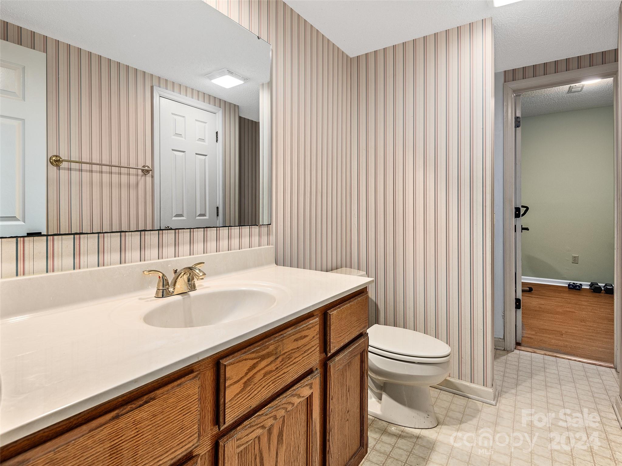 22 Spring Cove Court Arden NC 28704