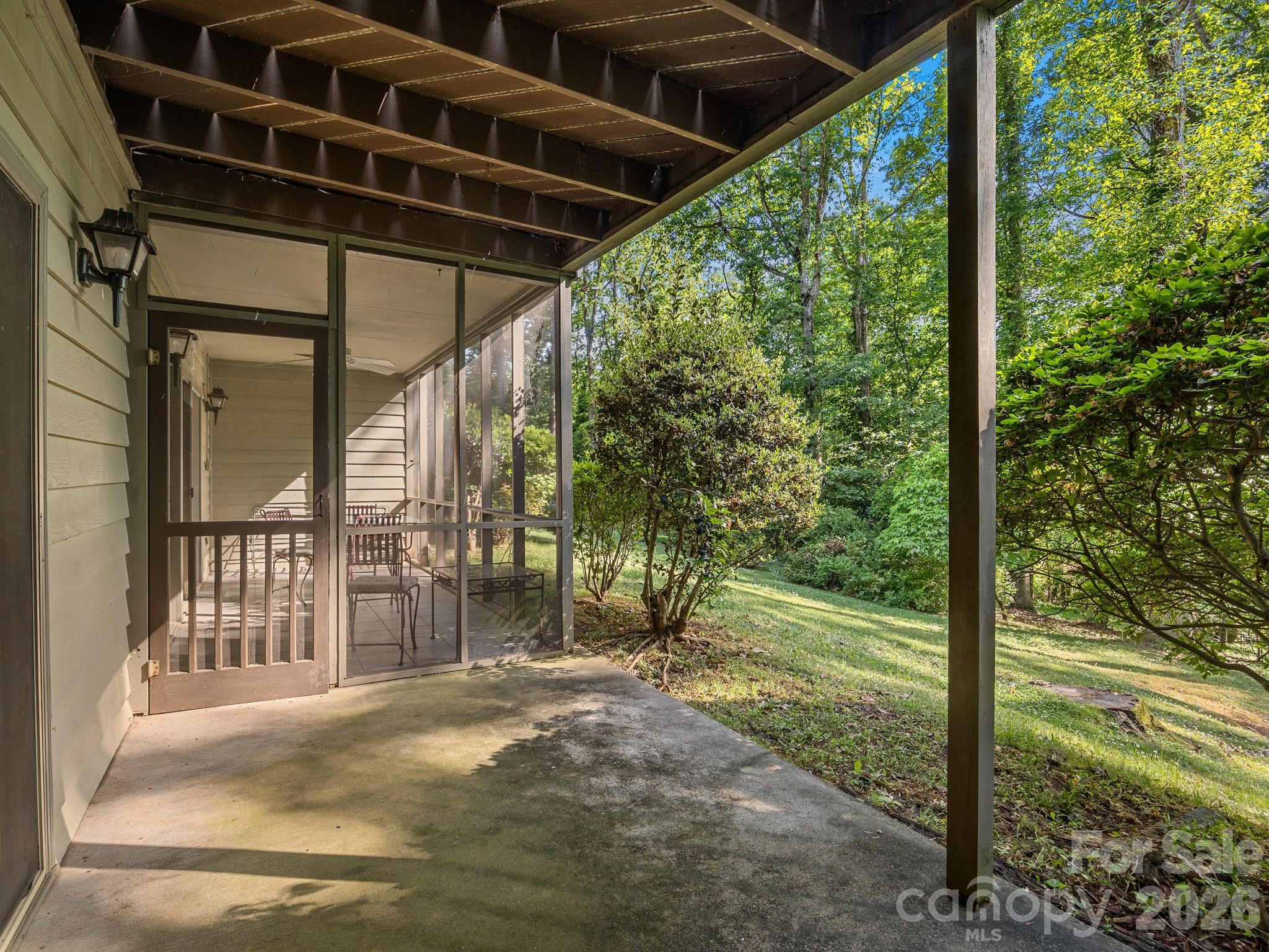 22 Hunting Country Trail Tryon NC 28782
