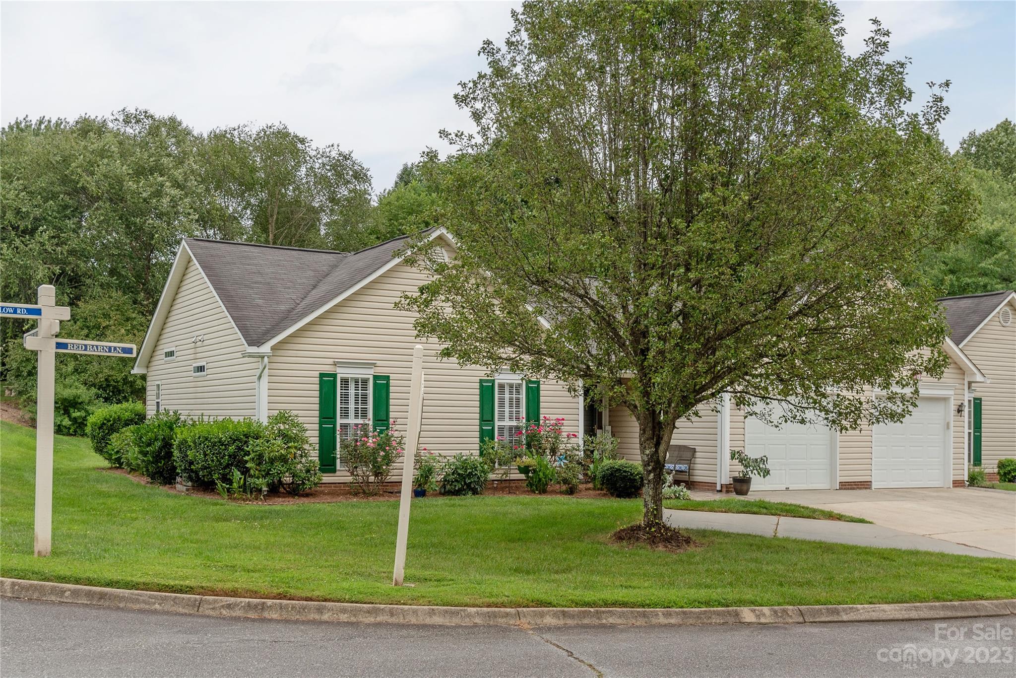 11 Red Barn Lane Fletcher NC 28732