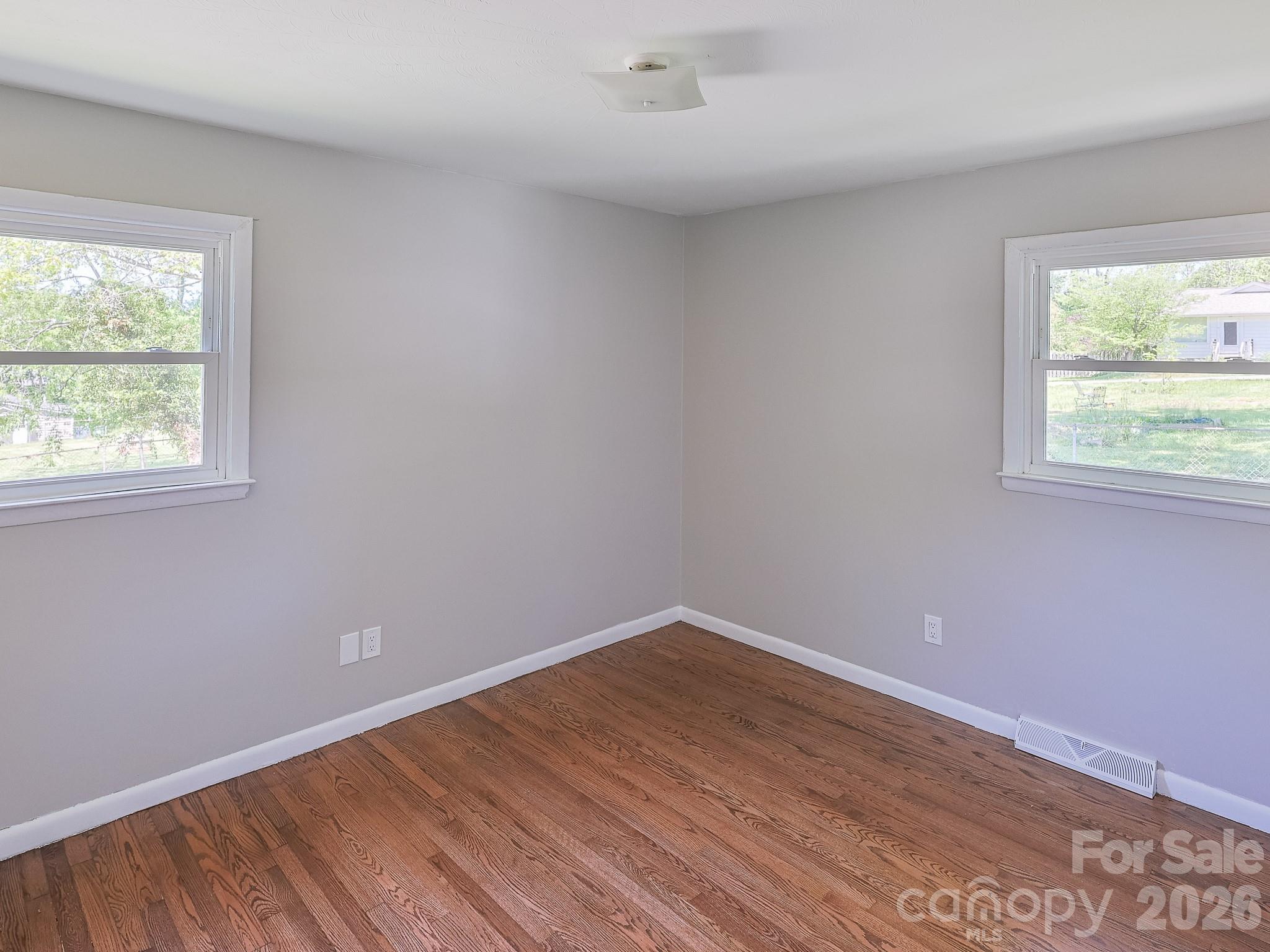 40 Oakley Road Asheville NC 28803