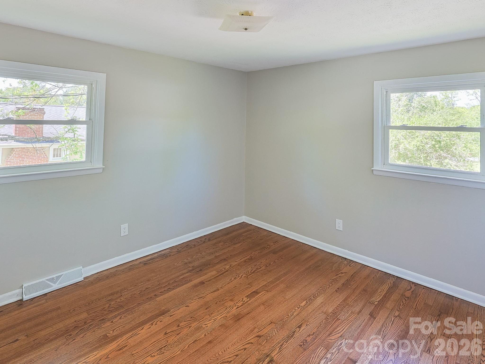 40 Oakley Road Asheville NC 28803