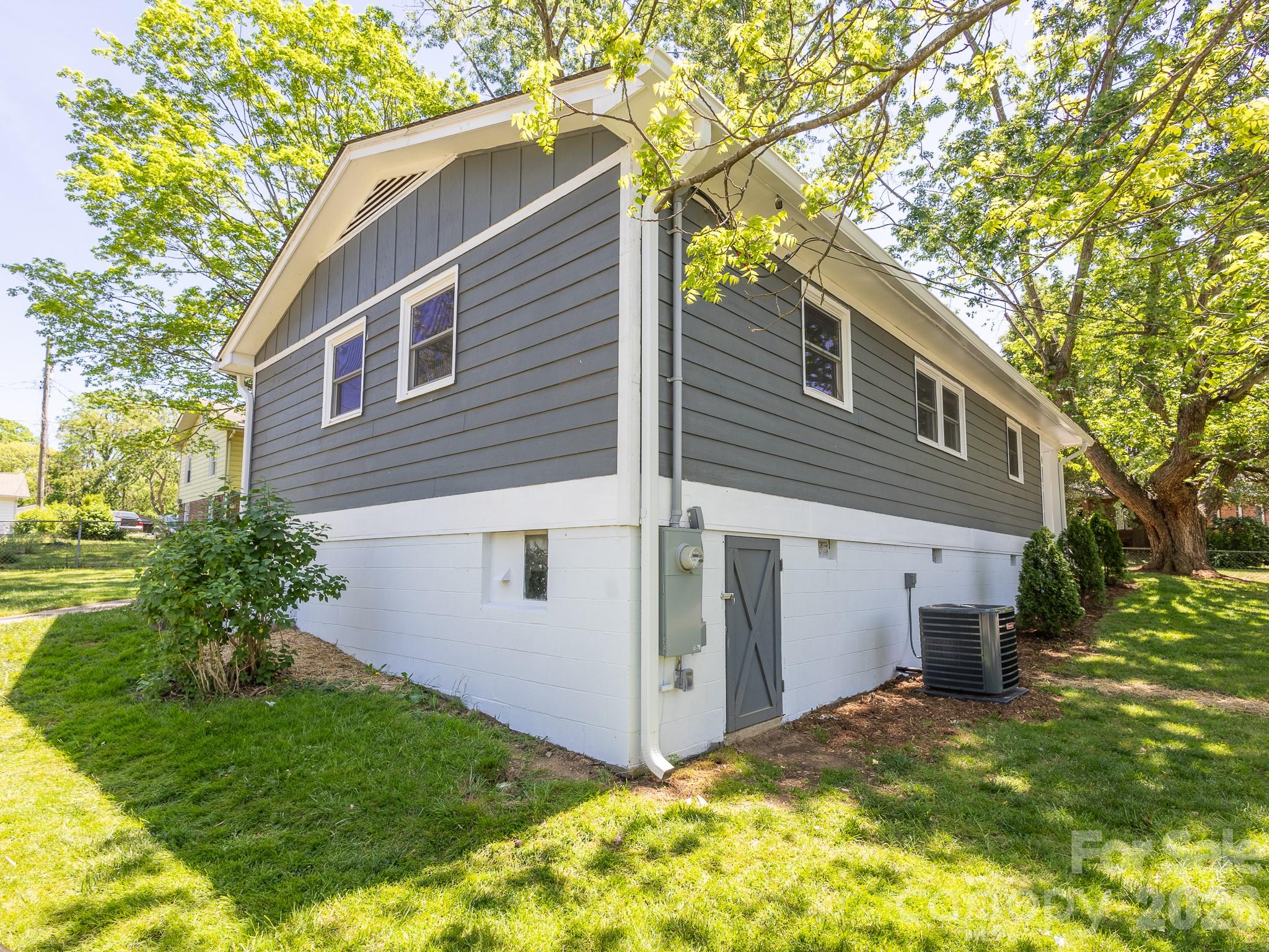 40 Oakley Road Asheville NC 28803