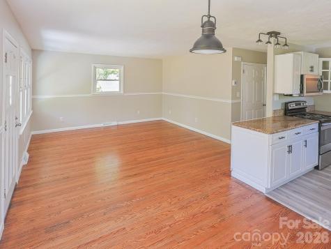 40 Oakley Road Asheville NC 28803