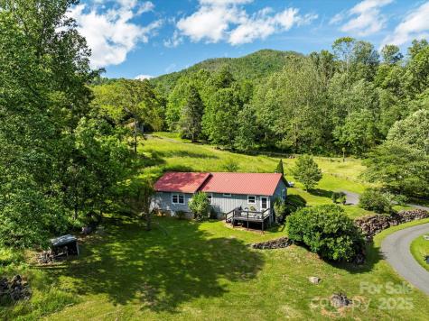 1786 Fork Mountain Road Bakersville NC 28705