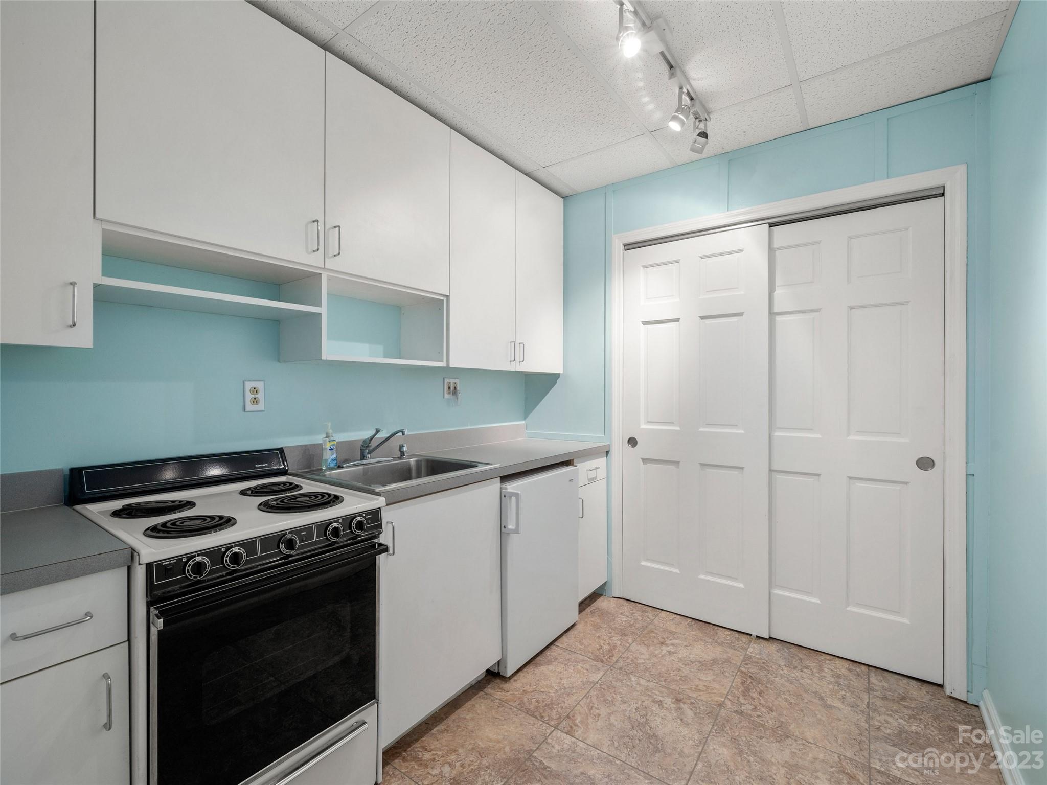 32 Hunting Lodge Drive Black Mountain NC 28711
